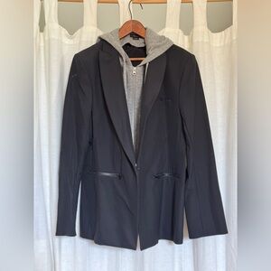 NWOT Quince Black Scuba Single Breasted Blazer with Gray Cashmere Hoodie Insert